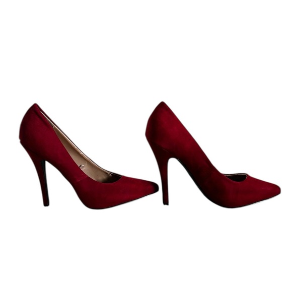 Forever 21 Red Faux Suede Women’s High Heels- Size 7 - Picture 5 of 8